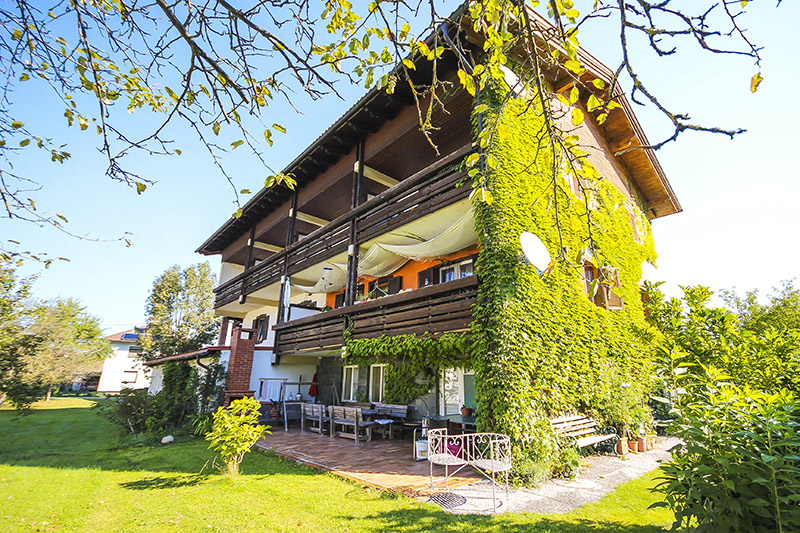 Gästehaus Huss Gebäude Rückansicht